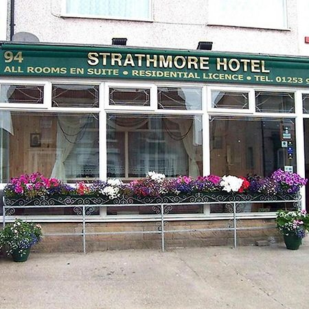 Strathmore Hotel Блекпул Екстериор снимка