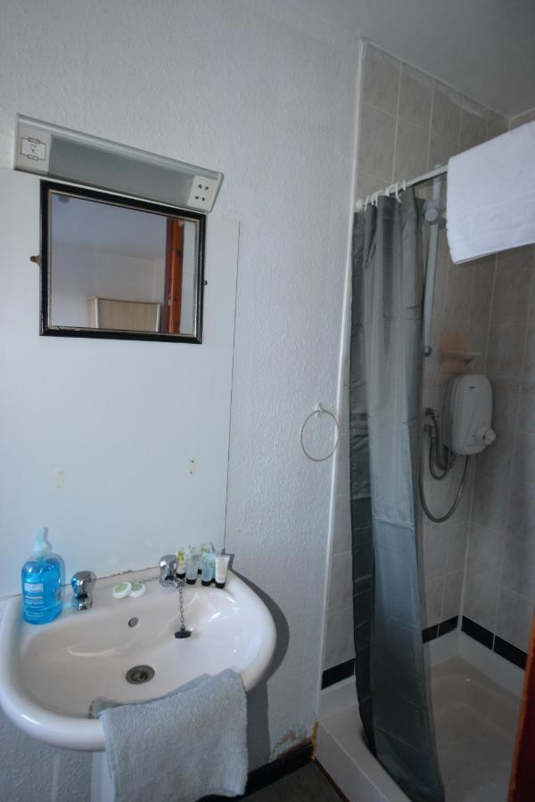 Strathmore Hotel Блекпул Екстериор снимка